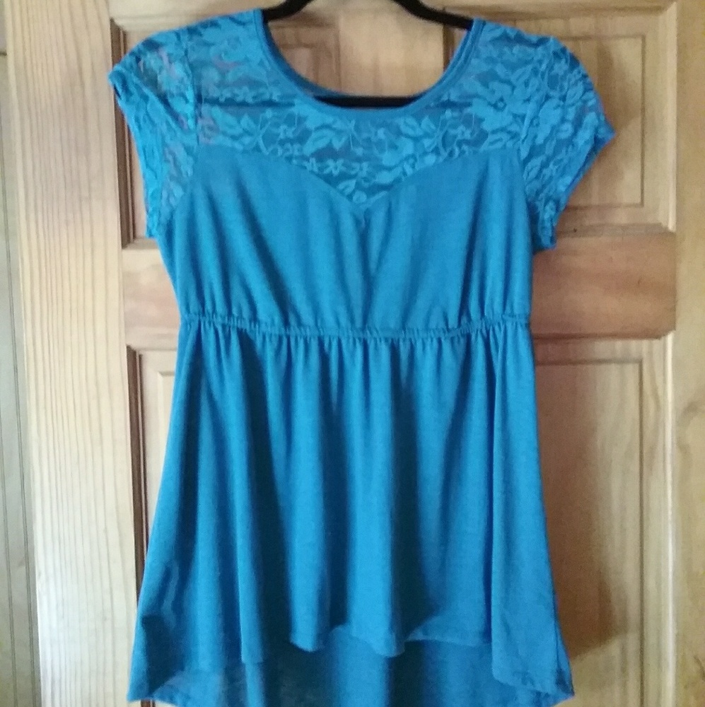 Teal w/lace High Low Top